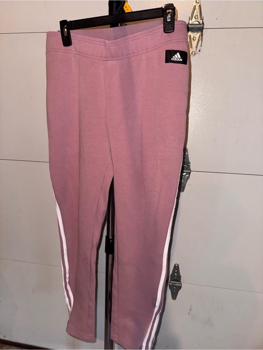 Lavender Adidas Women’s XL Pull On Sweat Pants